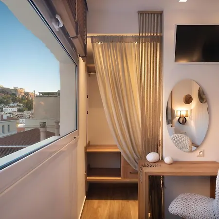 Daire Apollonos At Heart Of Plaka Atina